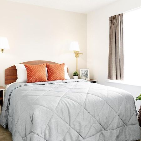 Intown Suites Extended Stay Lewisville Tx Valley View Dr Exterior foto